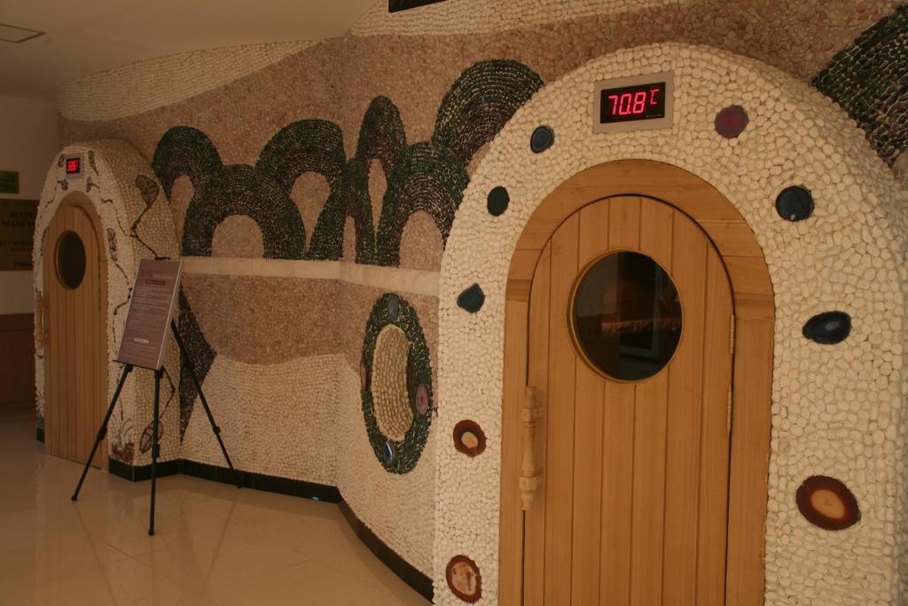 Sunjin Grand Hotel Ulaanbaatar Exterior photo